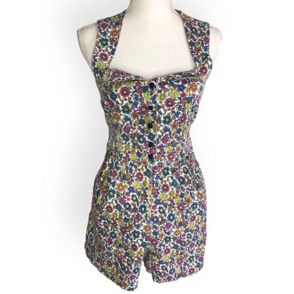 Cultured’Amour Vintage Ditsy Floral Button Front Romper